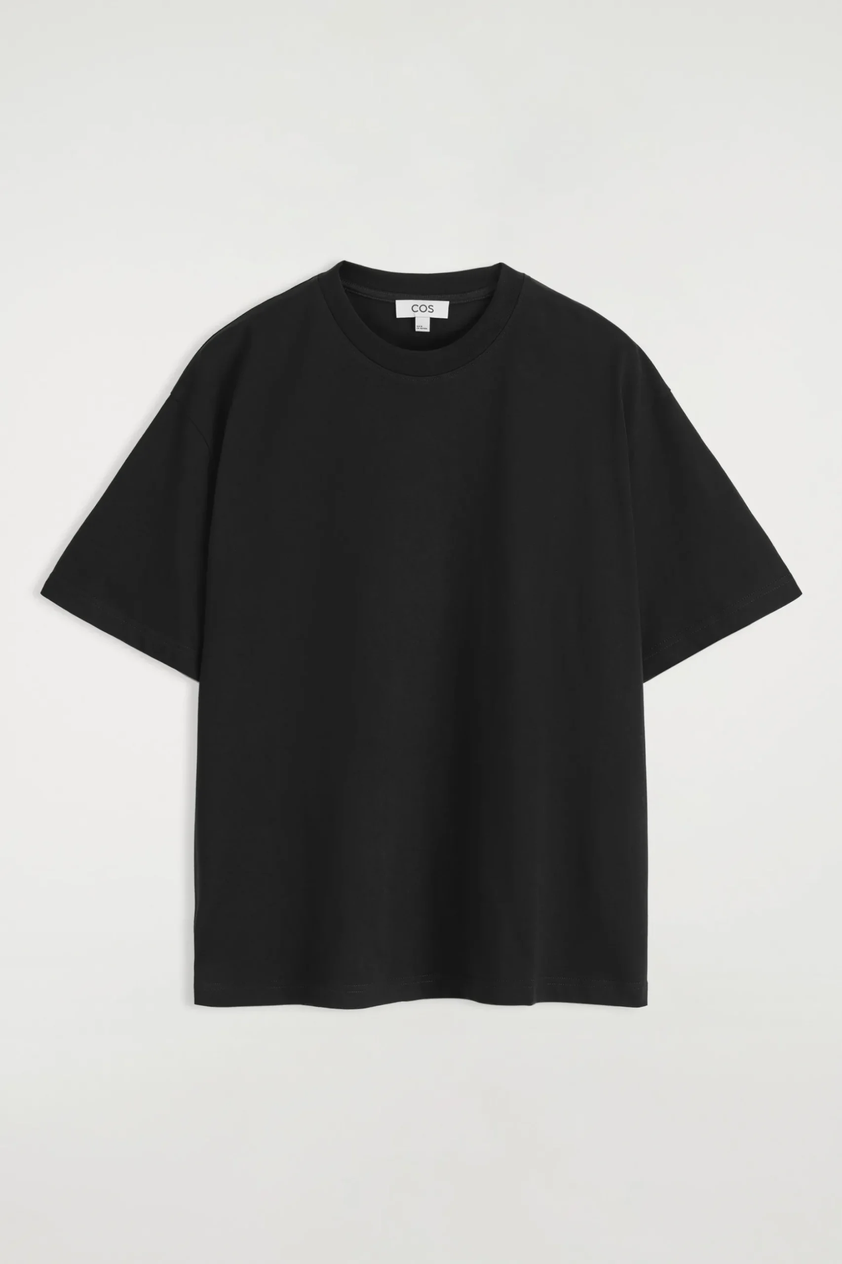Online COS LUŹNY T-SHIRT Z BAWEŁNY Czarny