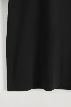 Online COS LUŹNY T-SHIRT Z BAWEŁNY Czarny