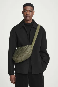 Best COS NYLONOWA PIKOWANA TORBA TYPU CROSSBODY Khaki