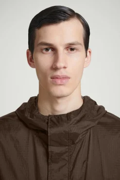 Fashion COS NYLONOWA SPADOCHRONOWA KURTKA W STYLU UTILITY Brązowy