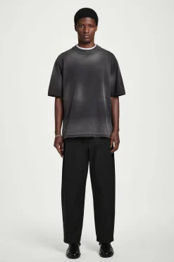 Best COS OVERSIZE'OWY SPRANY T-SHIRT Z WYSOKIM DEKOLTEM Czarny