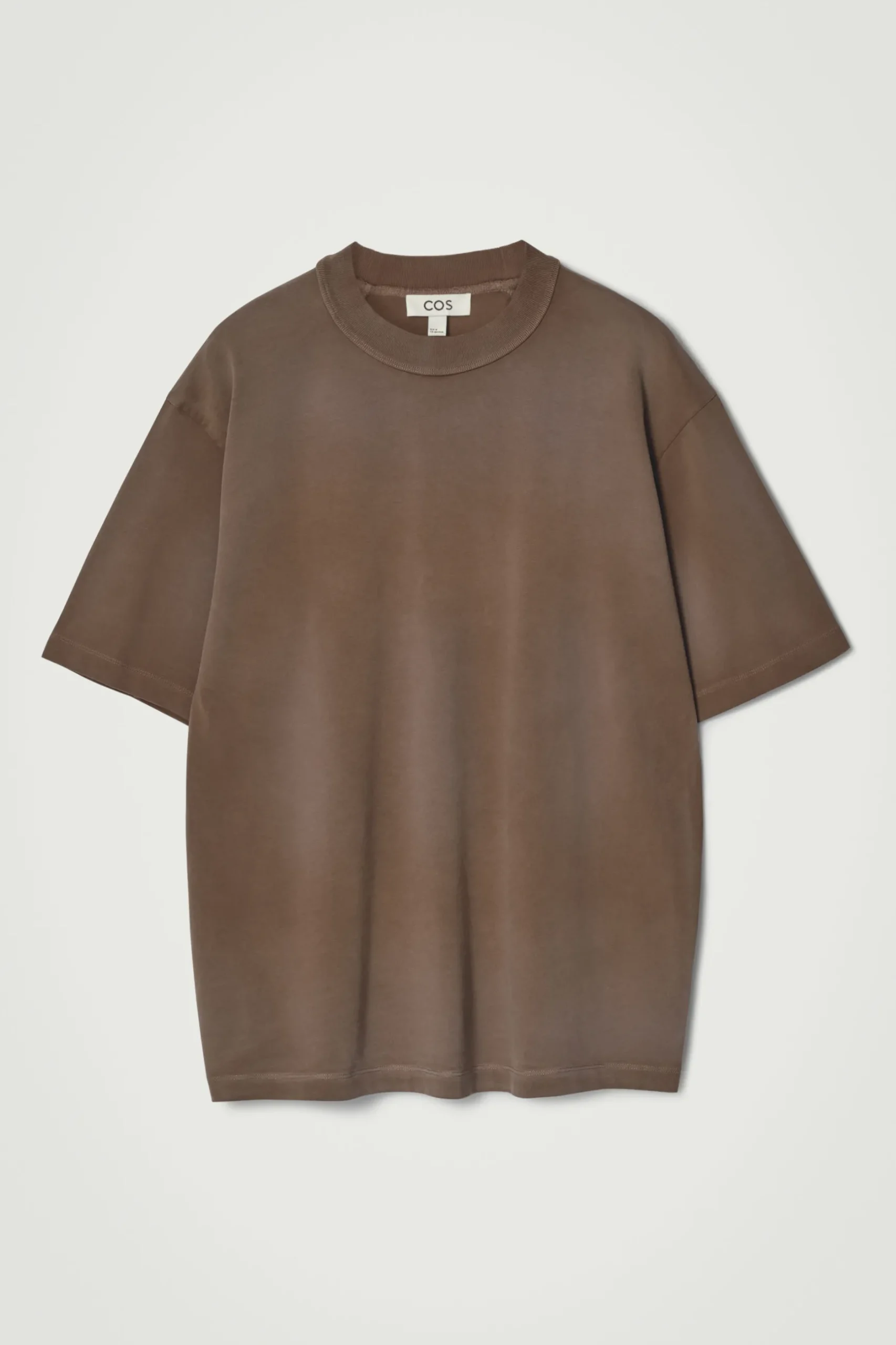 Clearance COS OVERSIZE'OWY SPRANY T-SHIRT Z WYSOKIM DEKOLTEM Brązowy