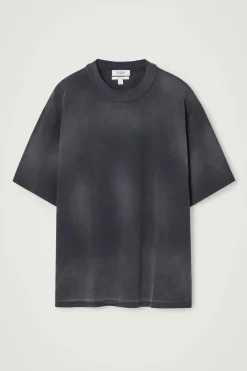 Best COS OVERSIZE'OWY SPRANY T-SHIRT Z WYSOKIM DEKOLTEM Czarny