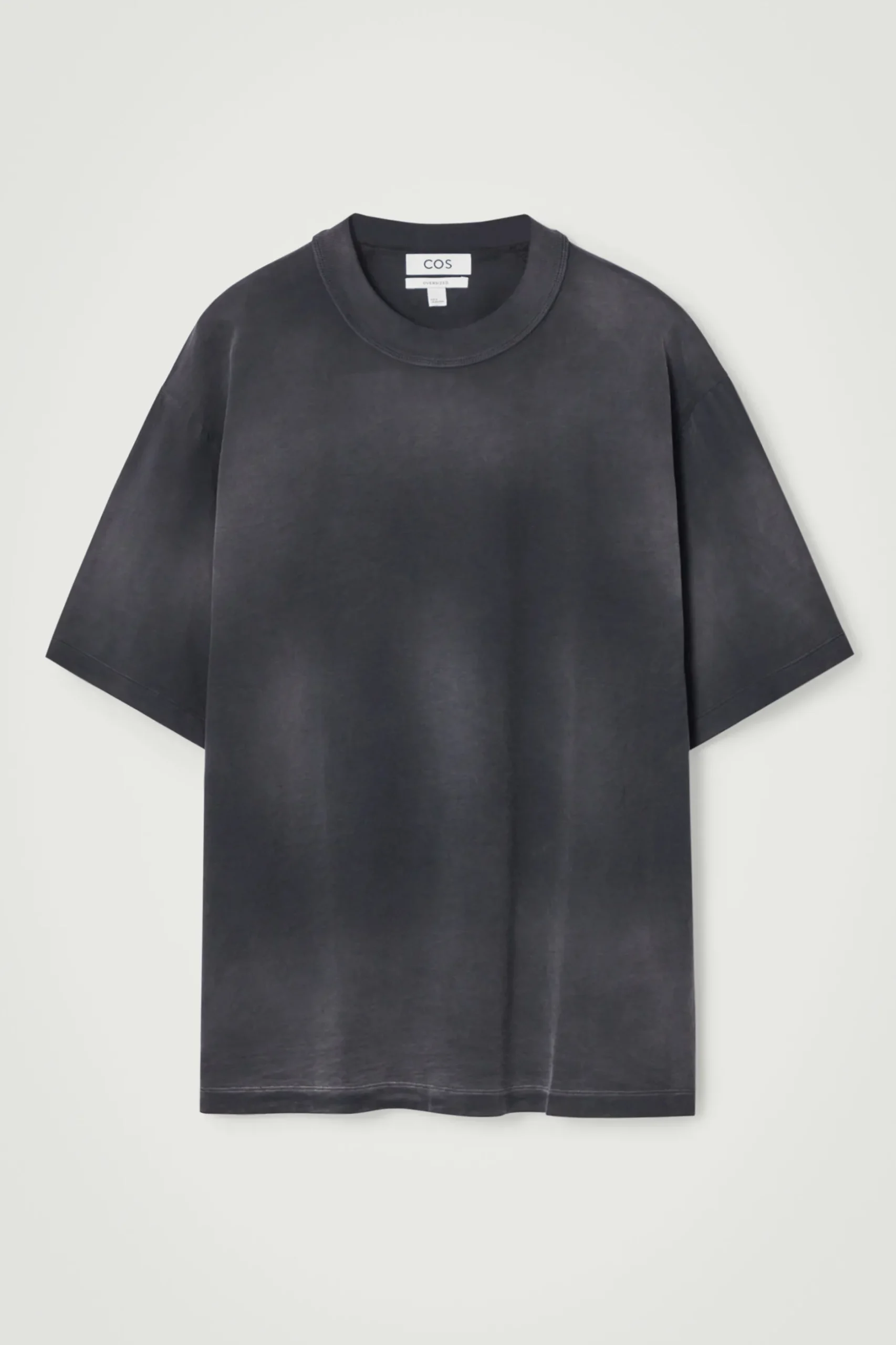 Best COS OVERSIZE'OWY SPRANY T-SHIRT Z WYSOKIM DEKOLTEM Czarny