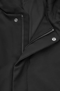 New COS PARKA Z KAPTUREM I WYPEŁNIENIEM Czarny