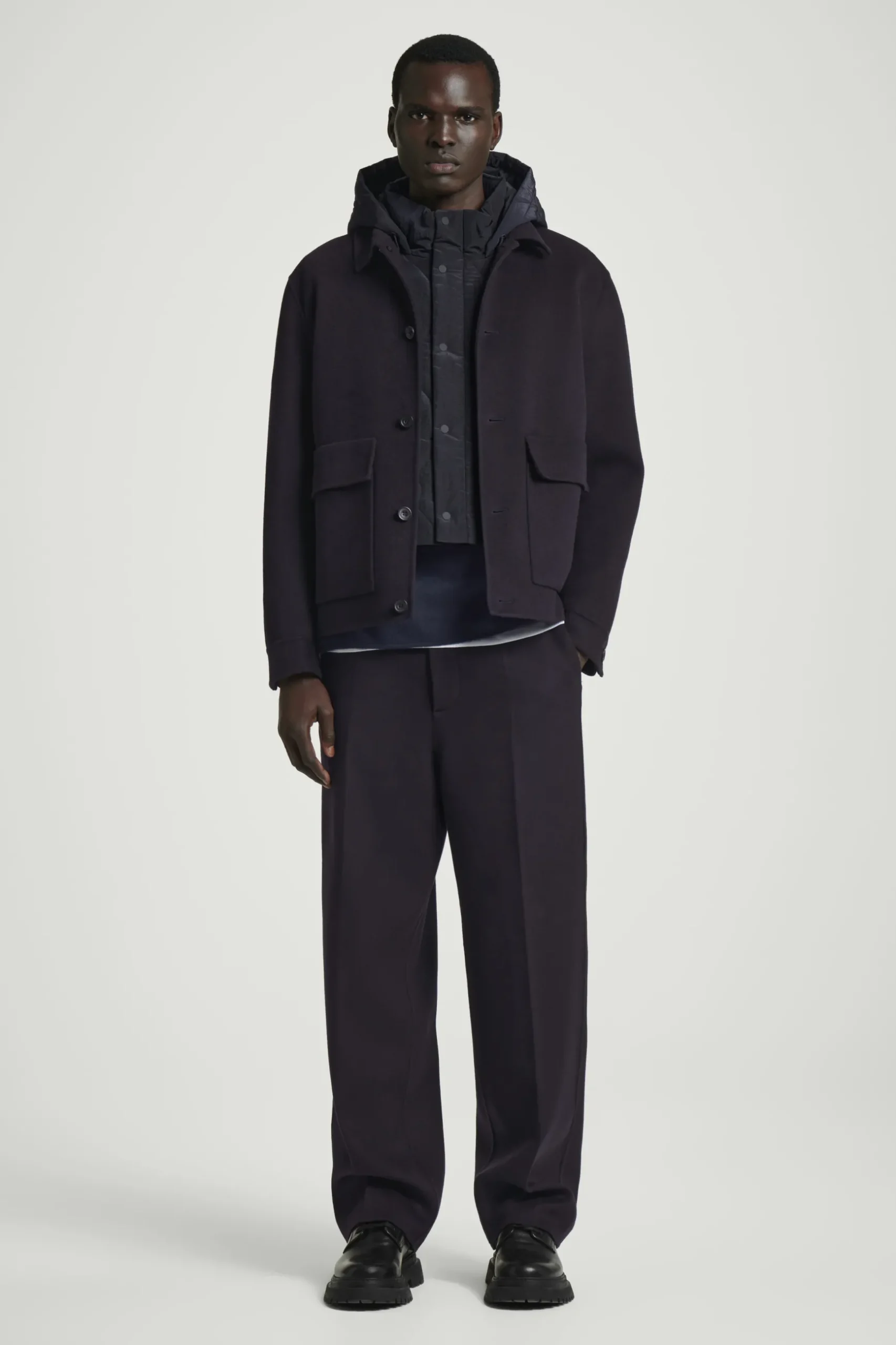 Discount COS PIKOWANA HYBRYDOWA KAMIZELKA Z KAPTUREM Granatowy