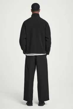 Outlet COS POLAROWY SWETER Z KRÓTKIM SUWAKIEM Czarny