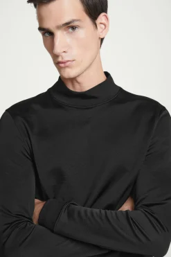 Hot COS POŁYSKUJĄCY TOP Z PÓŁGOLFEM – SLIM FIT Czarny