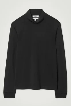 Hot COS POŁYSKUJĄCY TOP Z PÓŁGOLFEM – SLIM FIT Czarny