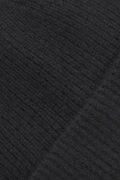 Fashion COS PRĄŻKOWANA CZAPKA Z WEŁNY I KASZMIRU Czarny