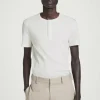Clearance COS PRĄŻKOWANA KOSZULKA HENLEY Biały