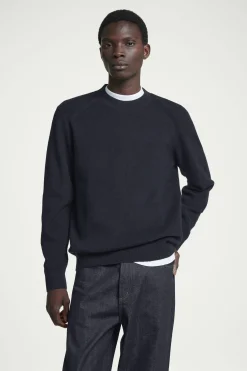 Clearance COS PRĄŻKOWANY SWETER Z BAWEŁNY – REGULAR FIT Granatowy
