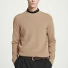 Online COS PRĄŻKOWANY SWETER Z BAWEŁNY – REGULAR FIT Beżowy