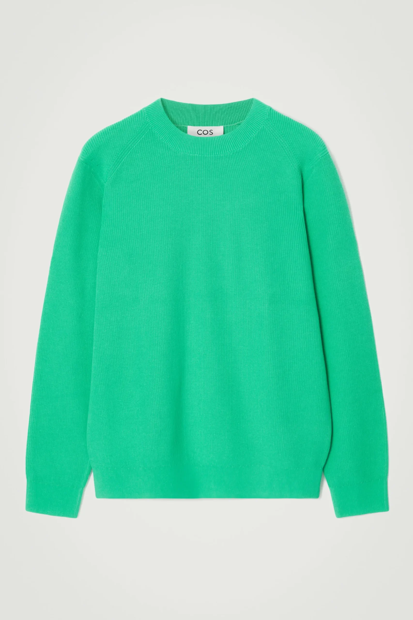 Clearance COS PRĄŻKOWANY SWETER Z BAWEŁNY – REGULAR FIT Jaskrawozielony
