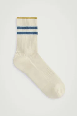 Sale COS SKARPETKI SPORTOWE W PASKI