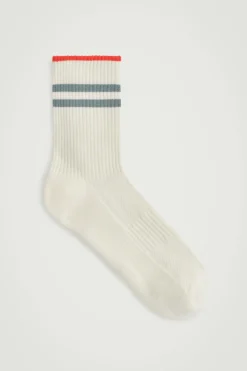 Fashion COS SKARPETKI SPORTOWE W PASKI