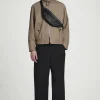 Best COS SKÓRZANA TORBA SLOUCHY TYPU CROSSBODY Czarny
