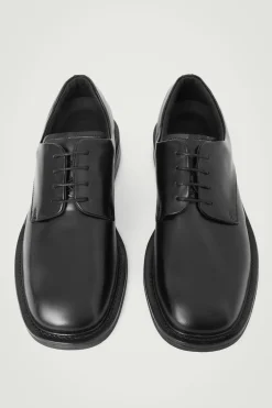 Sale COS SKÓRZANE BUTY TYPU DERBY Z KWADRATOWYM PRZODEM Czarny
