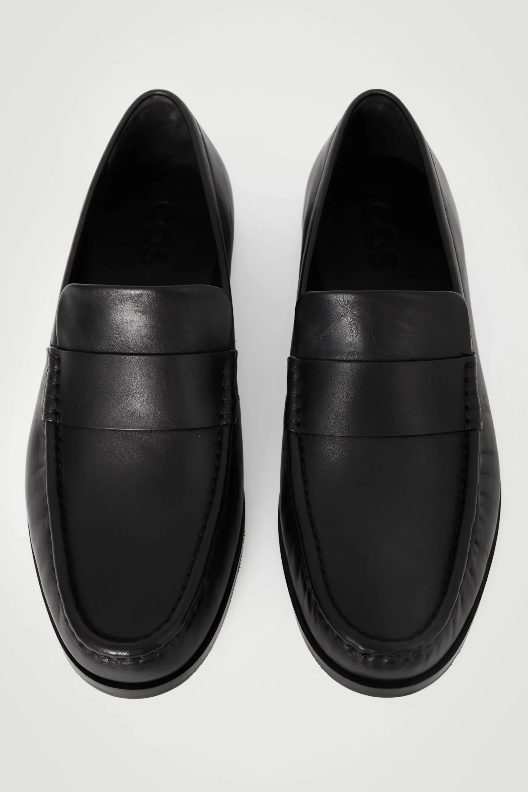 Best COS SKÓRZANE LOAFERSY Z MARSZCZENIEM Czarny