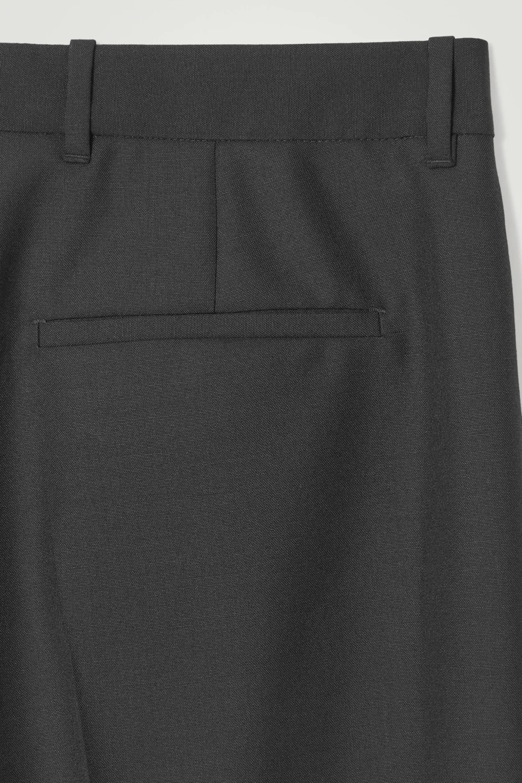 Fashion COS SPODNIE Z PROSTYMI NOGAWKAMI Z WEŁNY HOPSACK Czarny