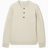 Discount COS SWETER HENLEY Z WAFLOWEJ DZIANINY Kremowy