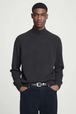 Outlet COS SWETER Z CZYSTEGO KASZMIRU Z WYSOKIM KOŁNIERZEM Ciemnoszary