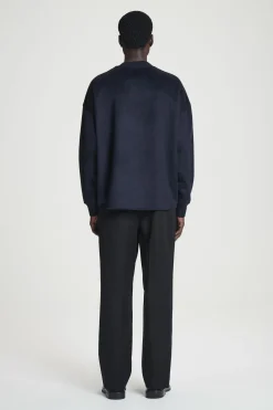 Clearance COS SWETER Z DŻERSEJU Z WEŁNĄ – OVERSIZED FIT Granatowy