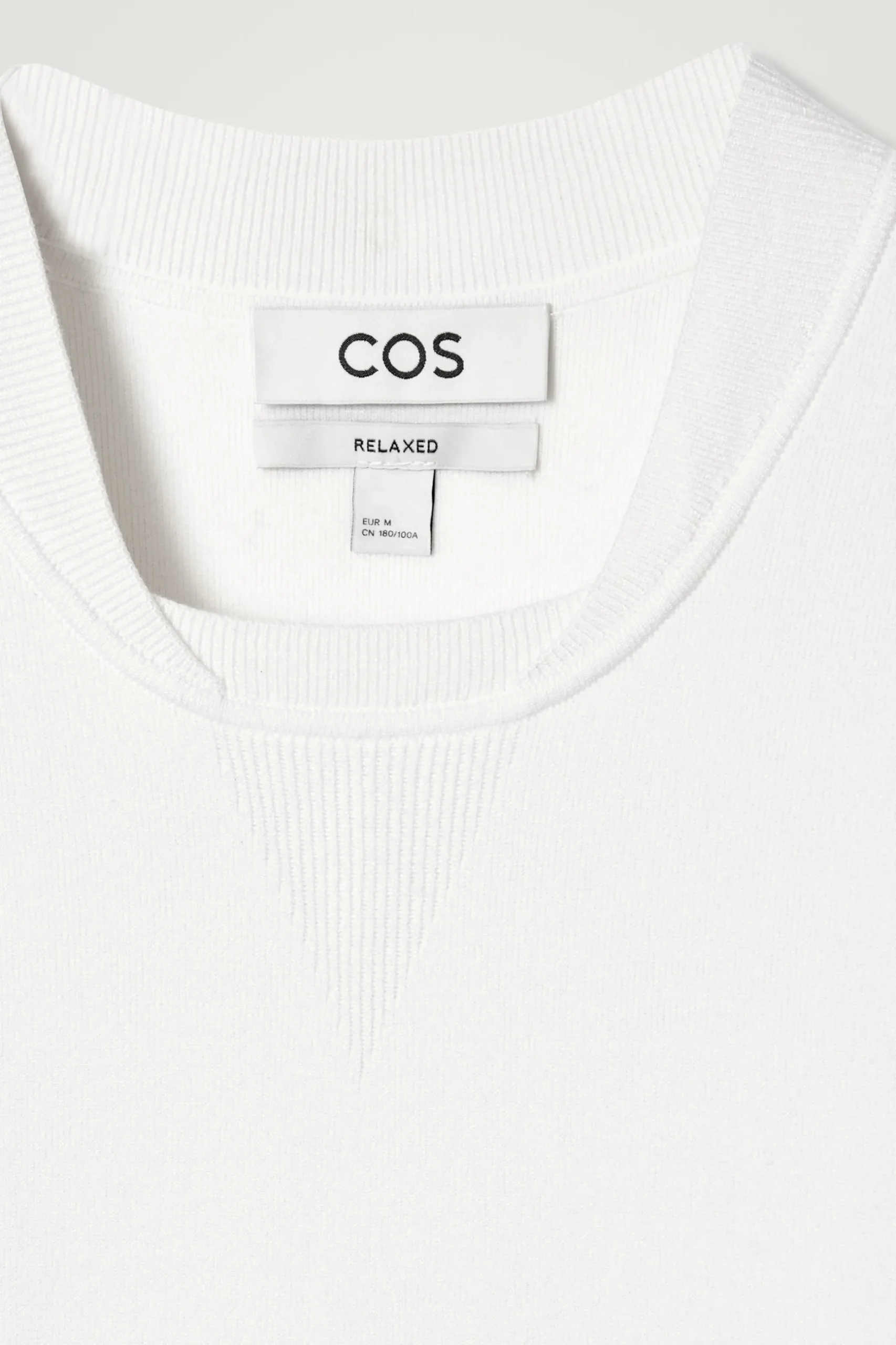 New COS SWETER Z DWUSTRONNEJ DZIANINY Złamanybiały