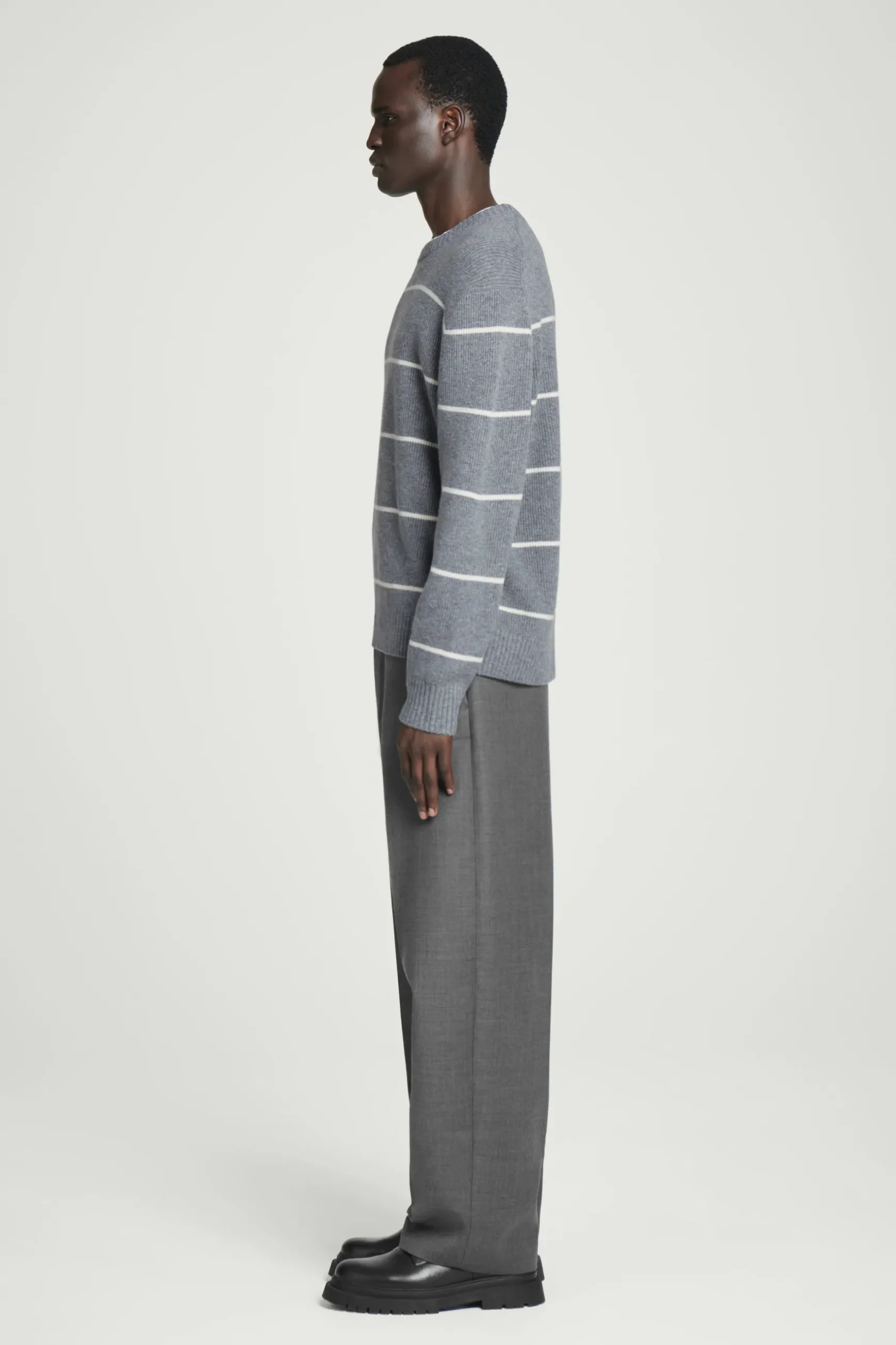 Clearance COS SWETER Z DZIANINY Z WEŁNĄ MERINO I PRZĘDZĄ Z JAKA