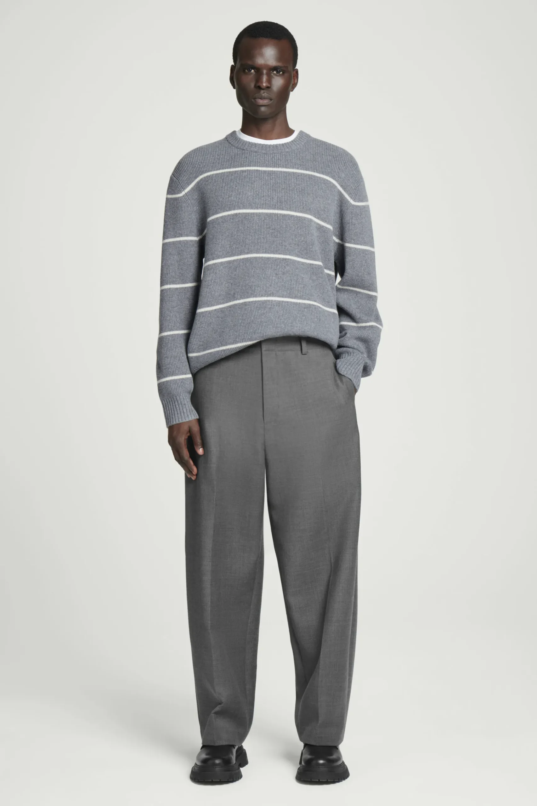 Clearance COS SWETER Z DZIANINY Z WEŁNĄ MERINO I PRZĘDZĄ Z JAKA