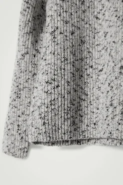 Online COS SWETER Z DZIANINY Z WEŁNĄ ZE SKRĘCANYMI WŁÓKNAMI Jasnoszary