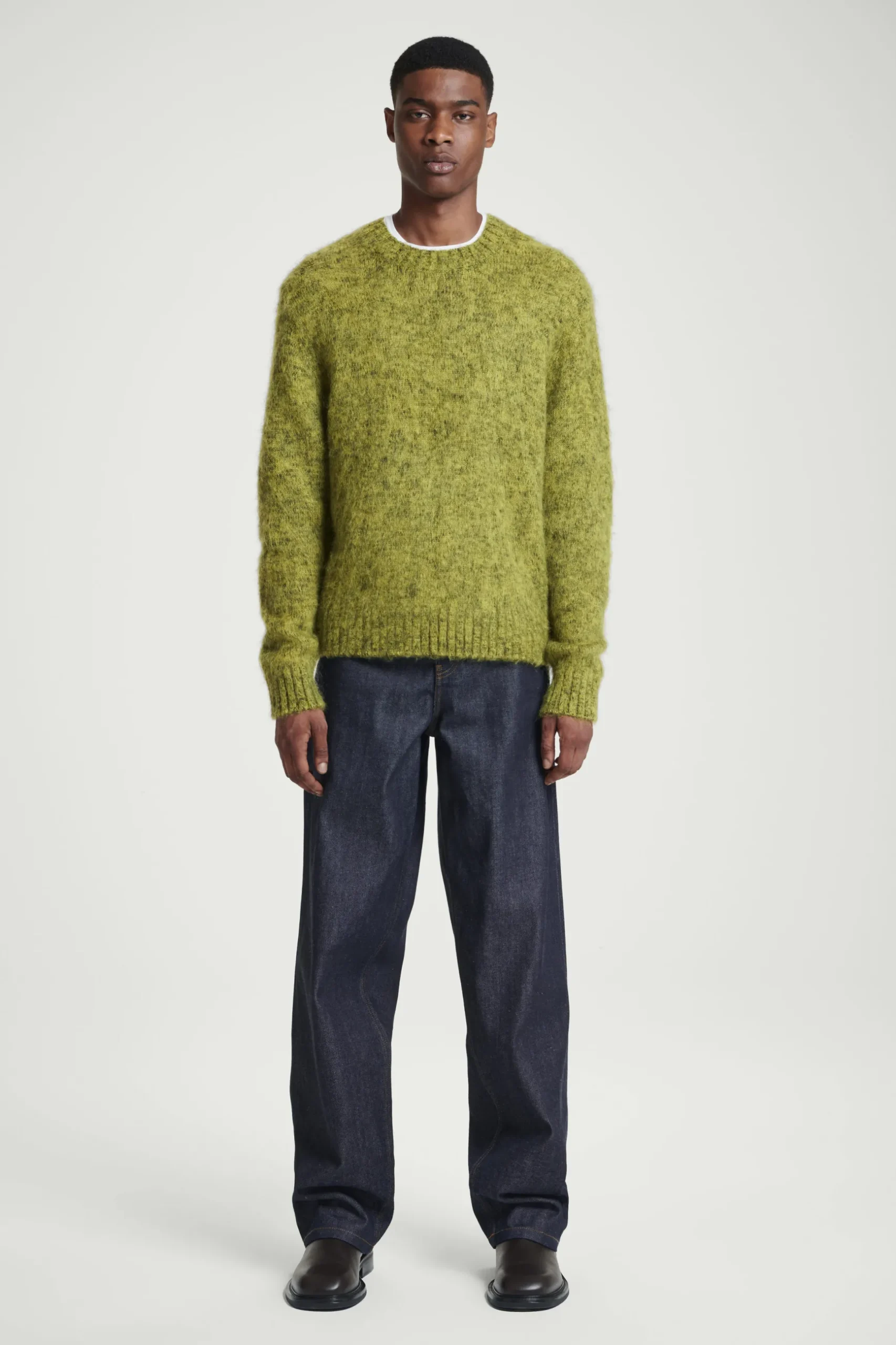 Best COS SWETER Z FARBOWANEJ MIESZANKI Z MOHEREM I WEŁNĄ Zielony