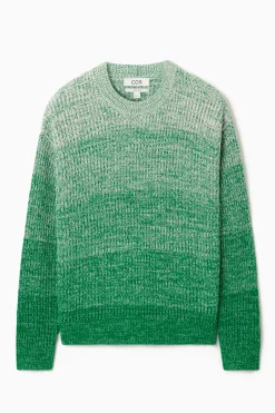 Best COS SWETER Z JEDWABIEM Z GRADIENTOWYM EFEKTEM Zielony