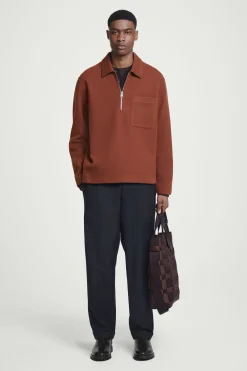 Hot COS SWETER Z MIESZANKI Z GOTOWANĄ WEŁNĄ Z SUWAKIEM Rdzawy
