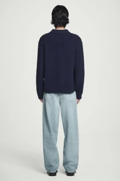 Best COS SWETER Z MIESZANKI ZE SKRĘCANEJ PRZĘDZY Z WEŁNĄ Granatowymelanż