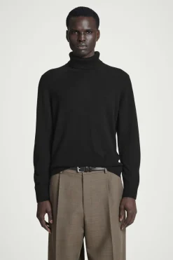 New COS SWETER Z WEŁNY I KASZMIRU Z WYWIJANYM GOLFEM Czarny