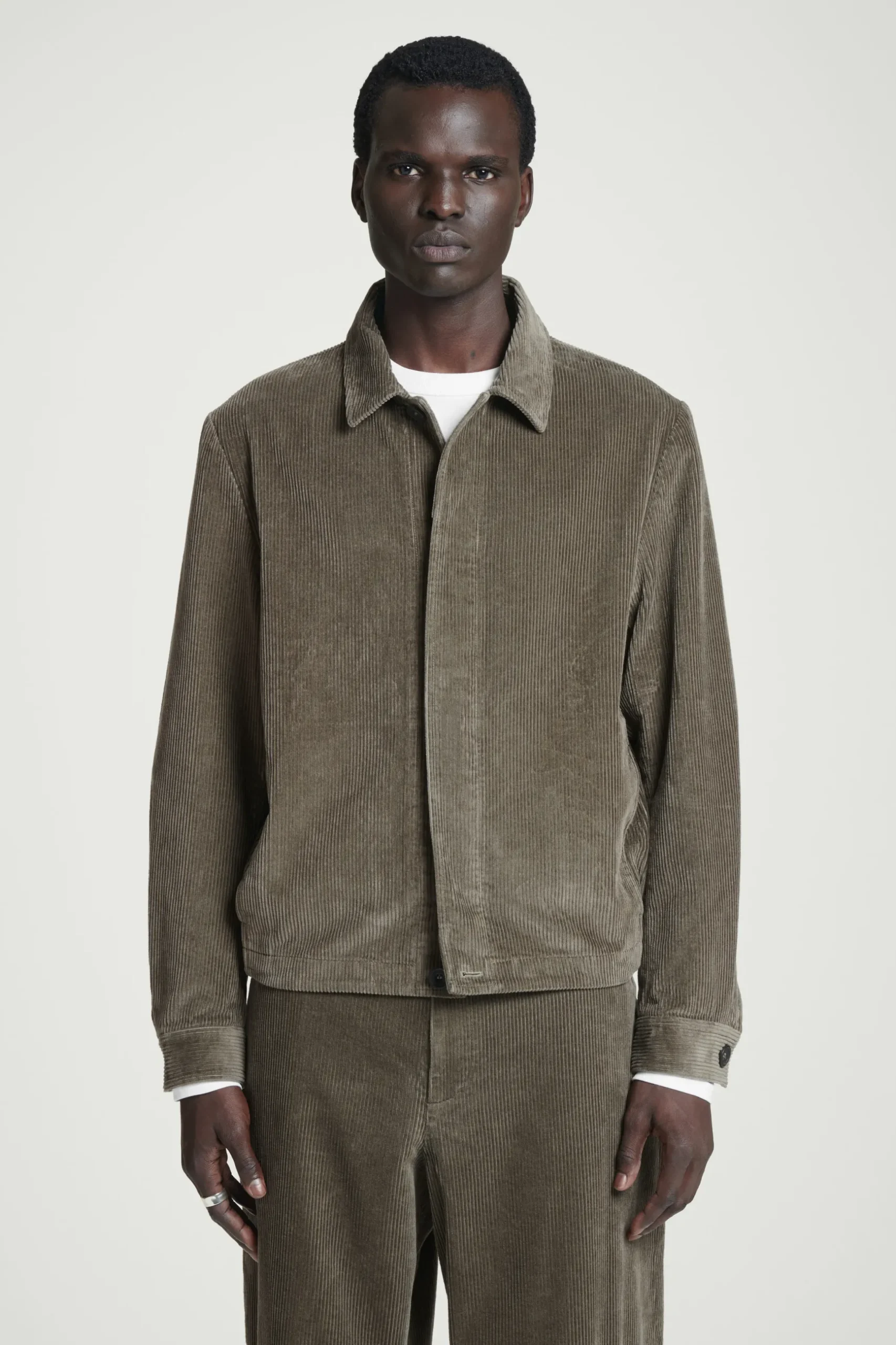 Best COS SZTRUKSOWA KOSZULA WIERZCHNIA – RELAXED FIT Ciemnykhaki