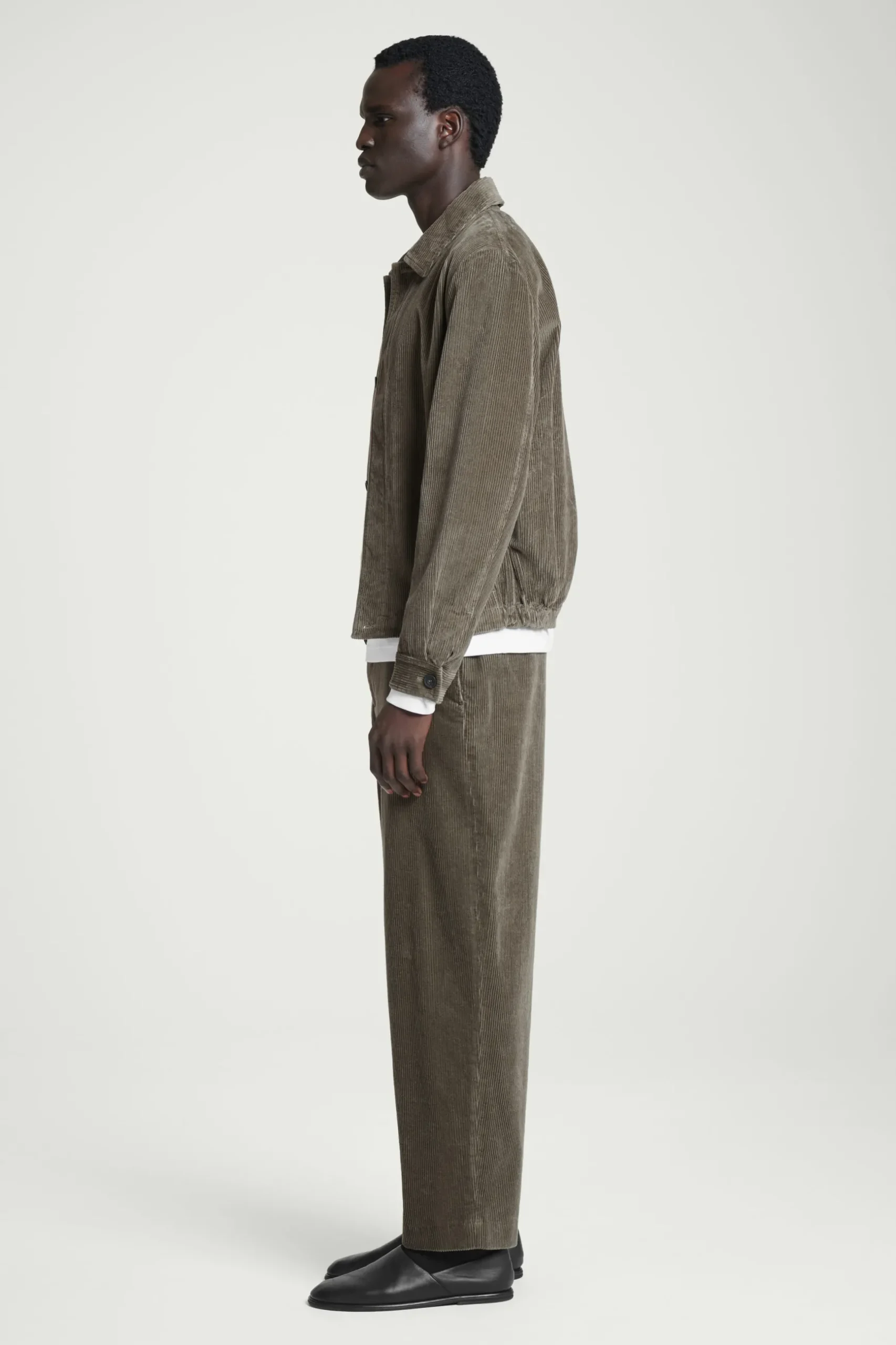 Best COS SZTRUKSOWA KOSZULA WIERZCHNIA – RELAXED FIT Ciemnykhaki