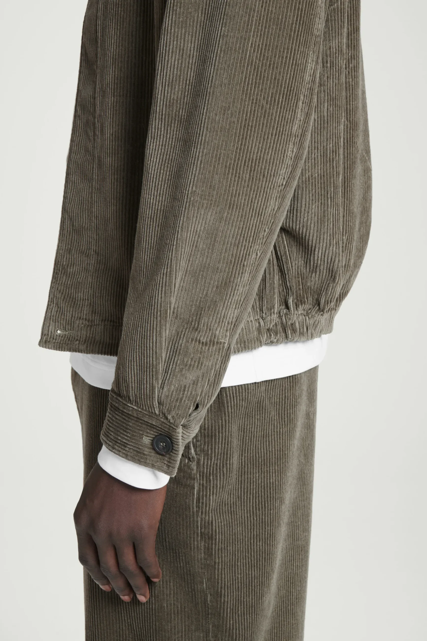 Best COS SZTRUKSOWA KOSZULA WIERZCHNIA – RELAXED FIT Ciemnykhaki