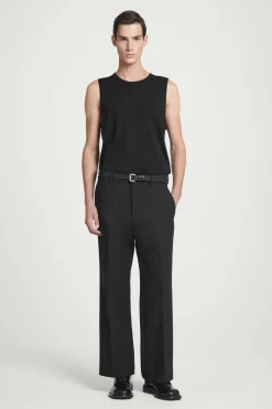 Sale COS TOP BEZ RĘKAWÓW Z JEDWABIEM – RELAXED FIT Czarny