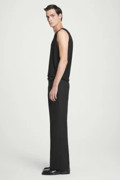 Sale COS TOP BEZ RĘKAWÓW Z JEDWABIEM – RELAXED FIT Czarny