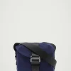 Sale COS TORBA TYPU CROSSBODY Z MATERIAŁU RIPSTOP Ciemnoniebieski