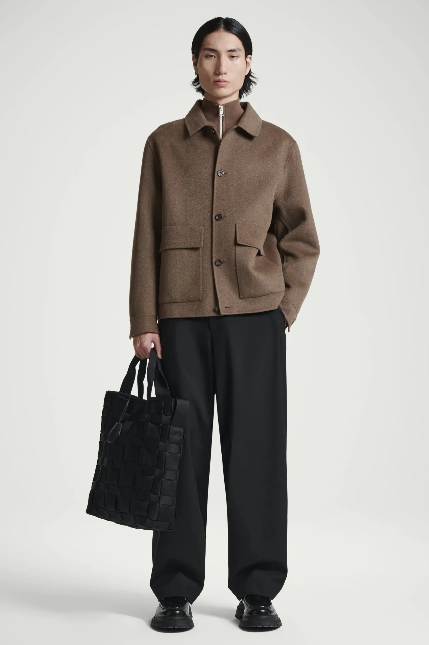 Outlet COS TORBA TYPU TOTE Czarny