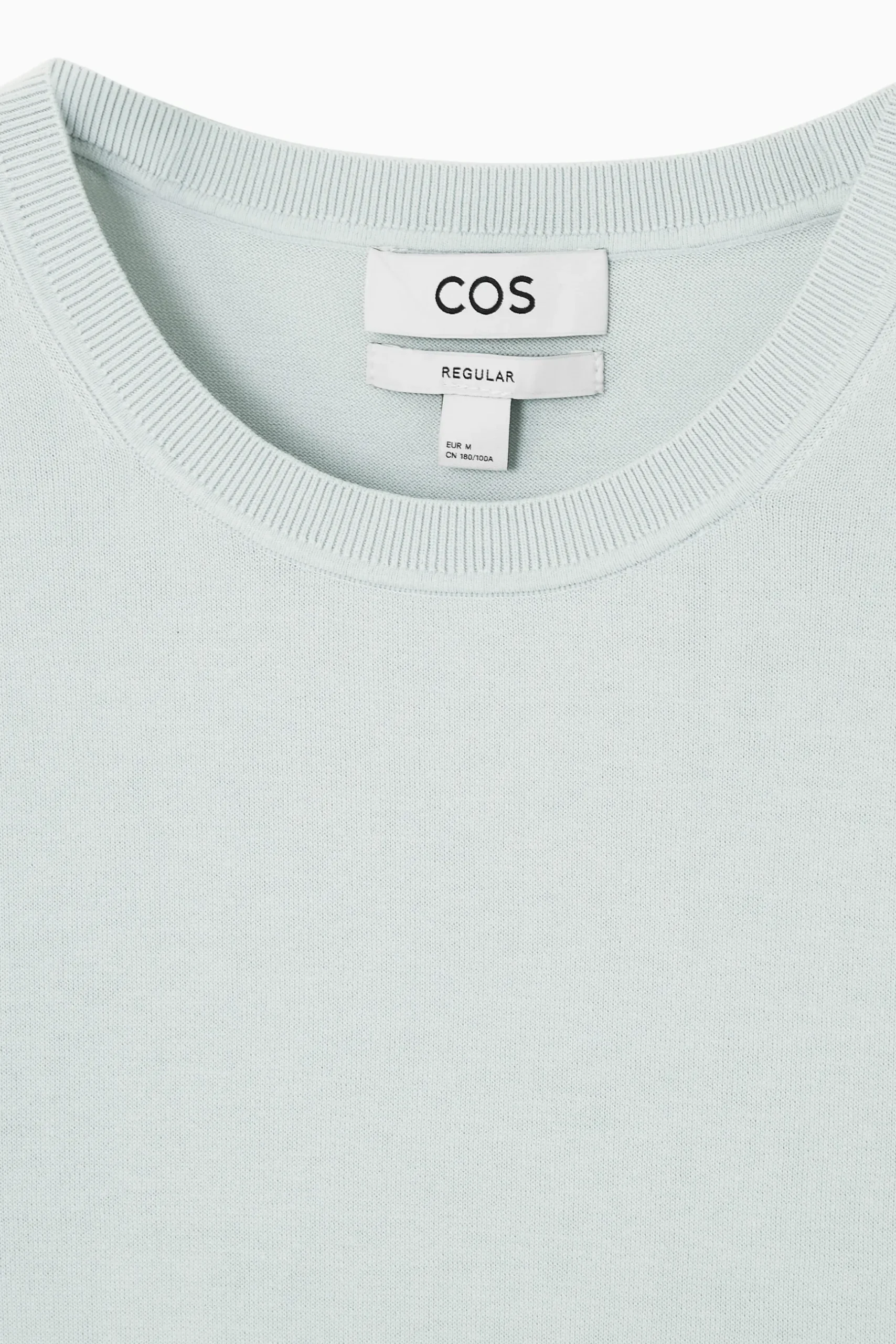 Online COS T-SHIRT Z LEKKIEJ DZIANINY Z BAWEŁNY – REGULAR FIT Jasnoniebieski