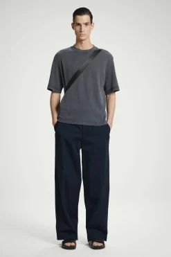 New COS T-SHIRT Z WAFLOWEGO DŻERSEJU – RELAXED FIT Granatowy