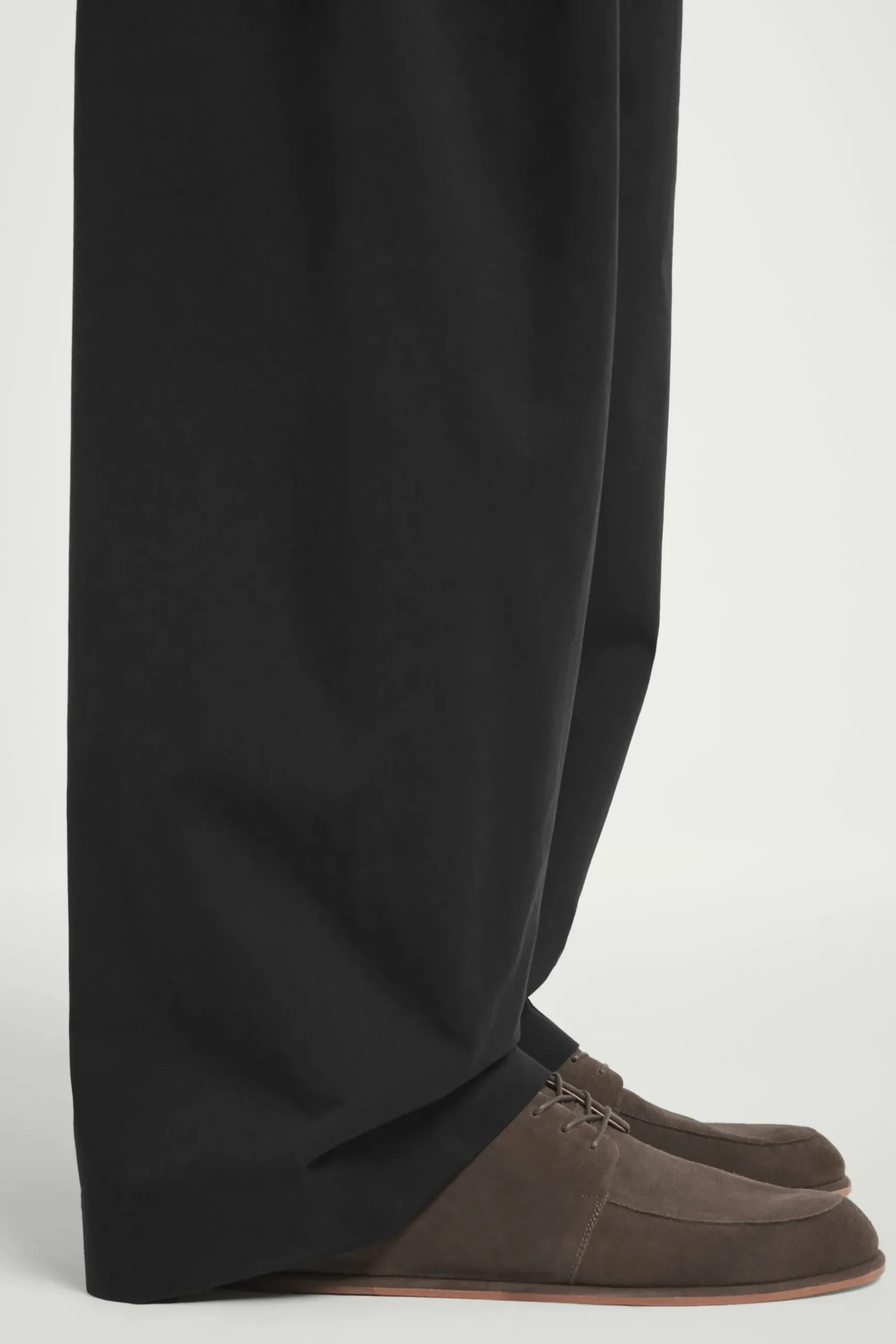 Clearance COS ZAMSZOWE PÓŁBUTY DERBY Khaki