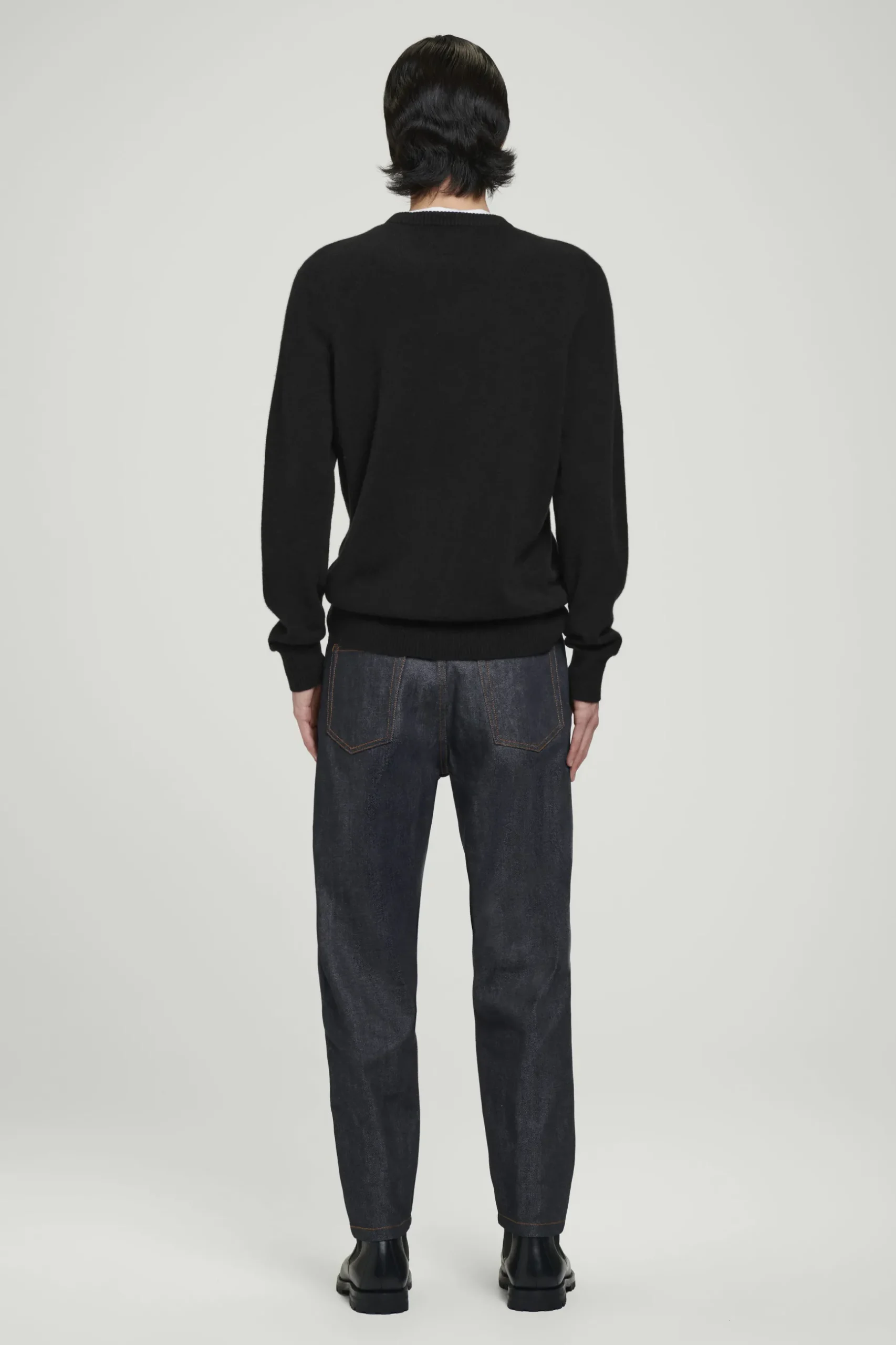 Outlet COS ZWĘŻANE JEANSY MARGIN Z SUROWEGO DENIMU Z KRAJĄ Indygo