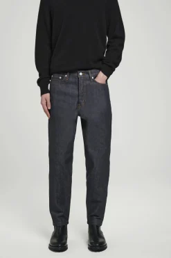 Outlet COS ZWĘŻANE JEANSY MARGIN Z SUROWEGO DENIMU Z KRAJĄ Indygo