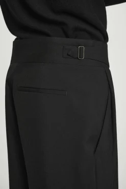 Outlet COS ZWĘŻANE SPODNIE Z WEŁNY HOPSACK – RELAXED FIT Czarny
