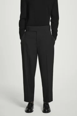 Outlet COS ZWĘŻANE SPODNIE Z WEŁNY HOPSACK – RELAXED FIT Czarny